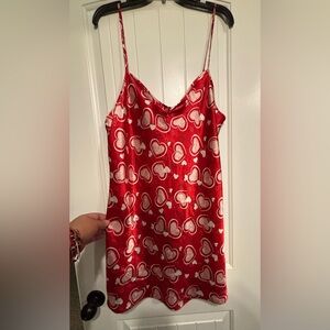 Morgan Taylor Intimates Red and Pink Hearts Love Valentine Patterned Nightgown L